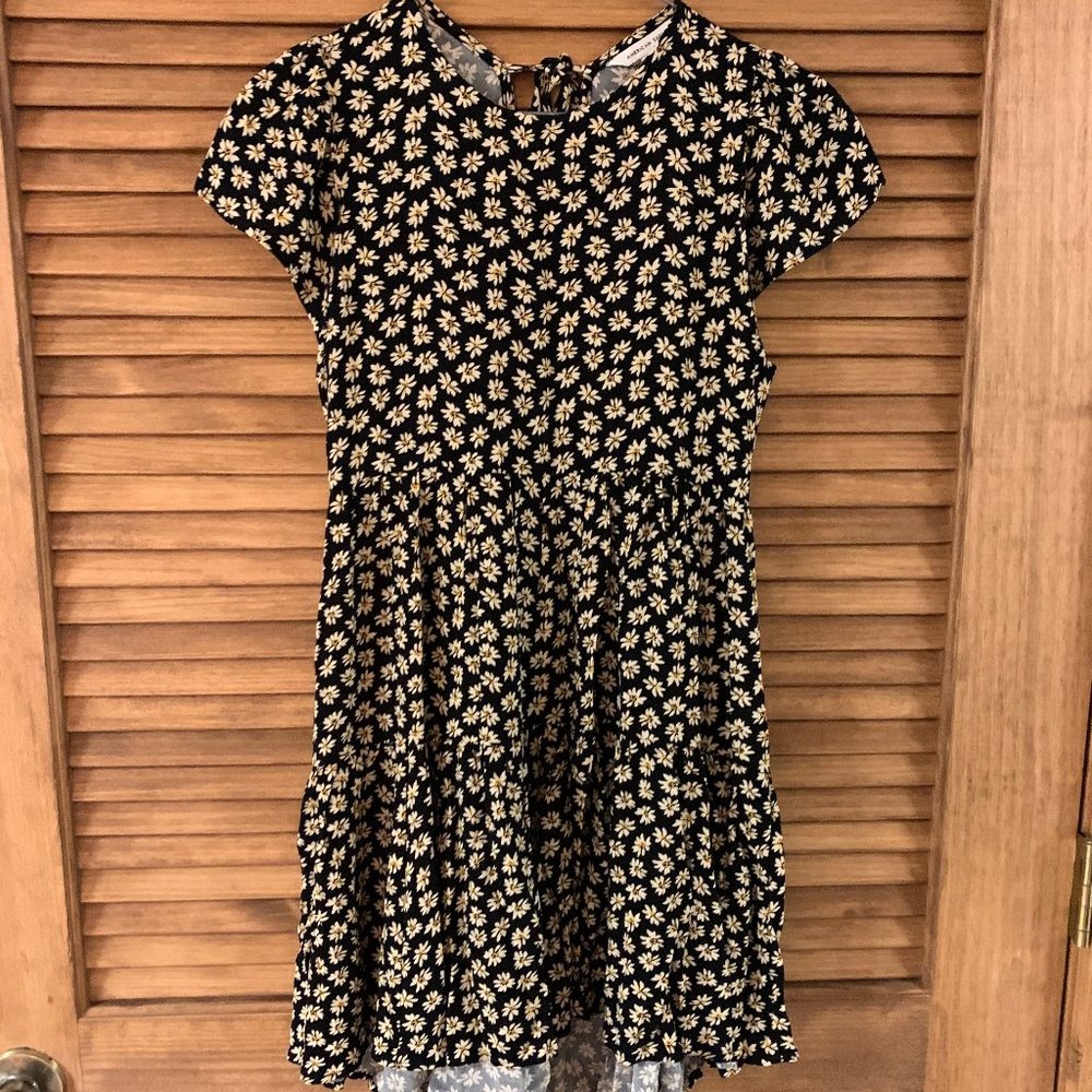 NWT America Eagle Daisy Shift Dress